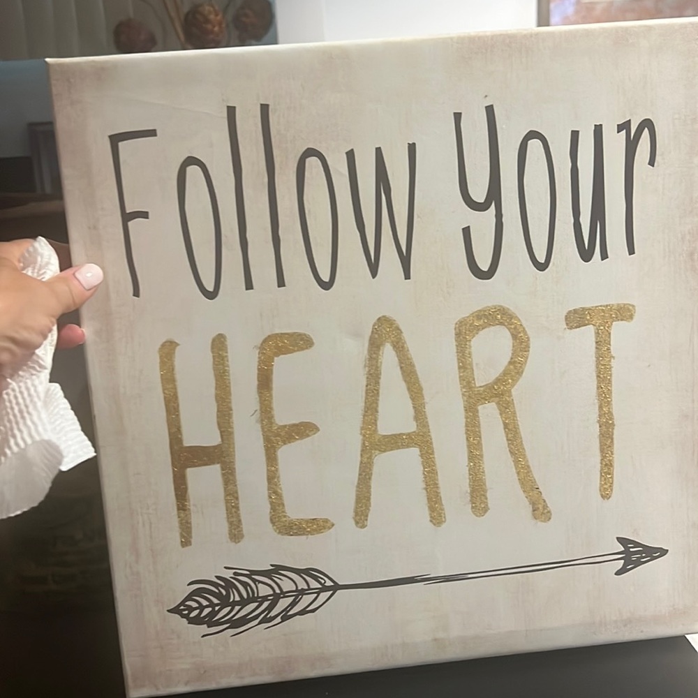 Follow your heart canvas🌸
